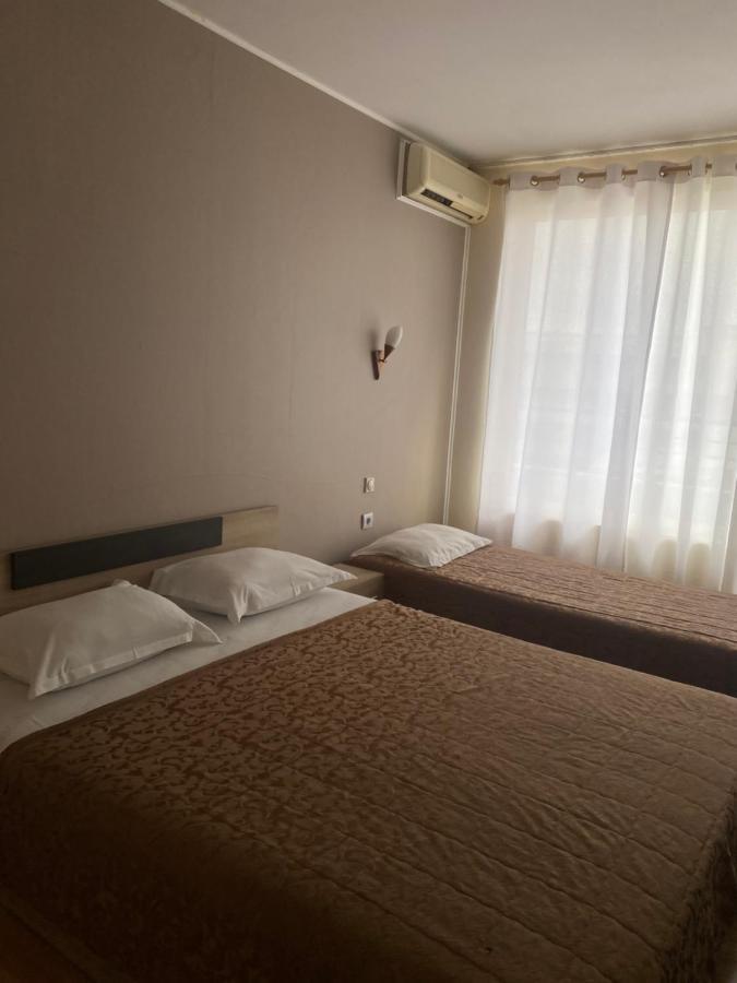 Danita Apartments & Diva Restaurant Bbq&Pool Bar Warna Zewnętrze zdjęcie