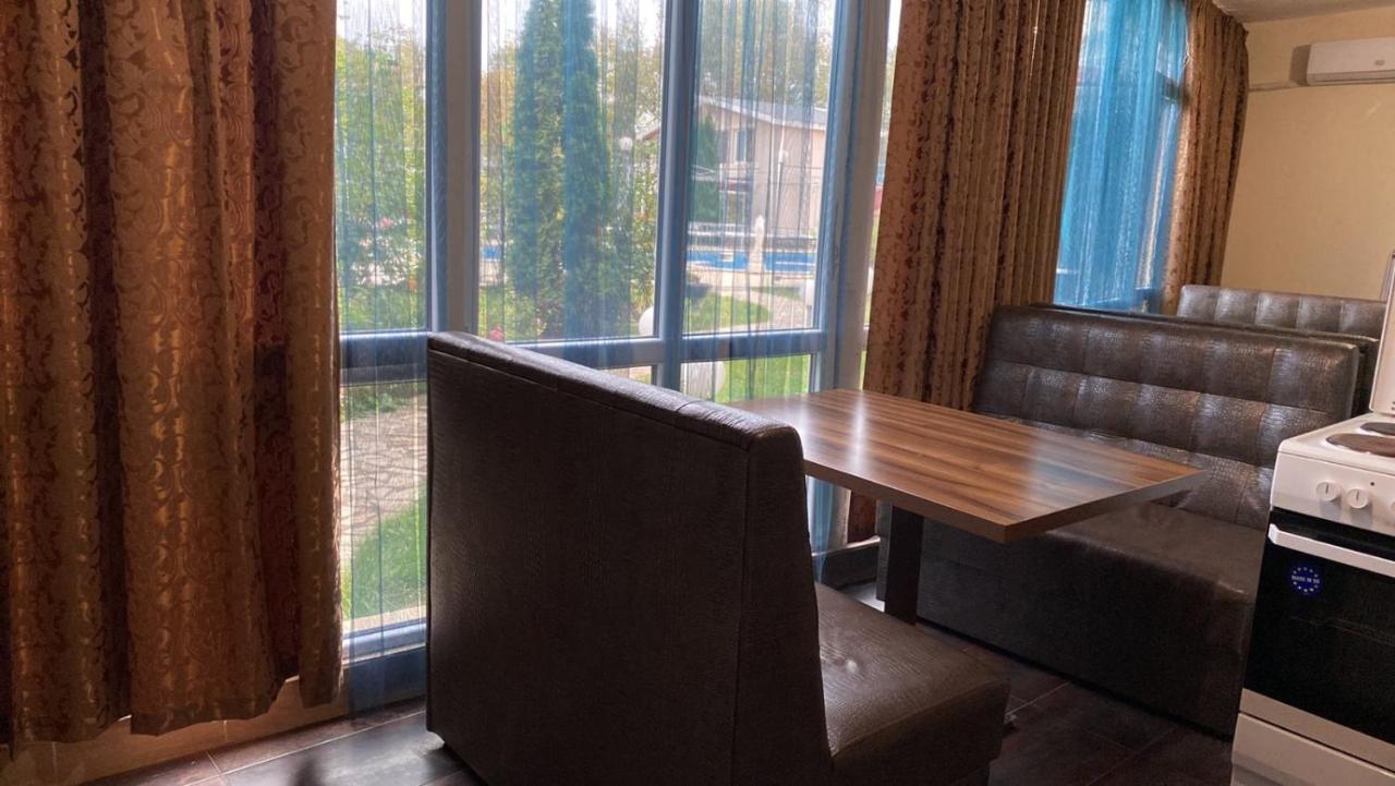 Danita Apartments & Diva Restaurant Bbq&Pool Bar Warna Zewnętrze zdjęcie