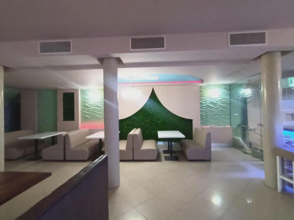 Danita Apartments & Diva Restaurant Bbq&Pool Bar Warna Zewnętrze zdjęcie