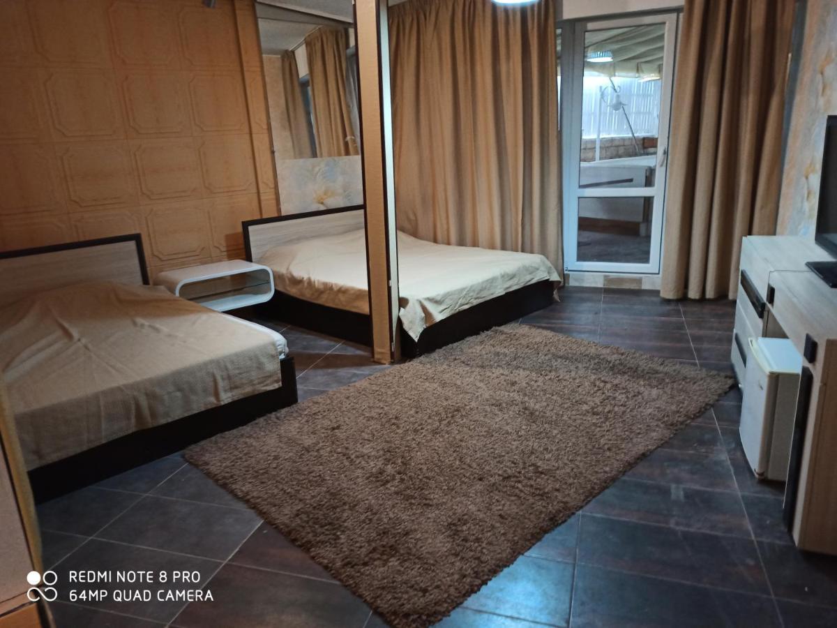 Danita Apartments & Diva Restaurant Bbq&Pool Bar Warna Zewnętrze zdjęcie