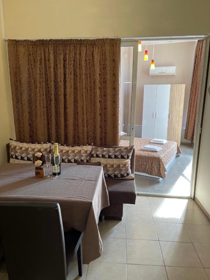 Danita Apartments & Diva Restaurant Bbq&Pool Bar Warna Zewnętrze zdjęcie