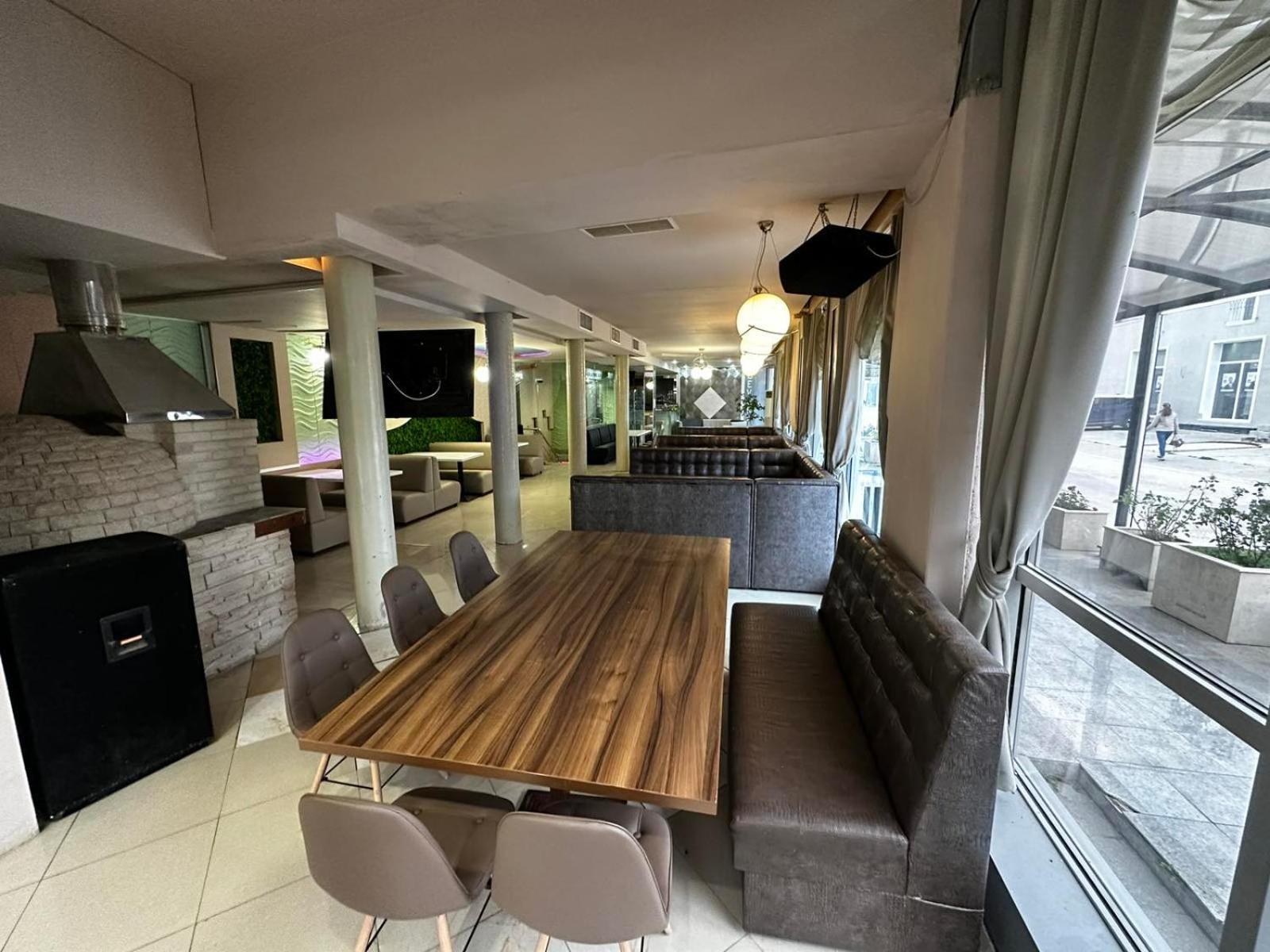 Danita Apartments & Diva Restaurant Bbq&Pool Bar Warna Zewnętrze zdjęcie